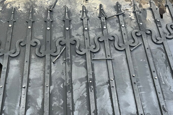 Rohguss - Eisen - Rekonstruktion der Toranlage im Schlosspark Branitz
